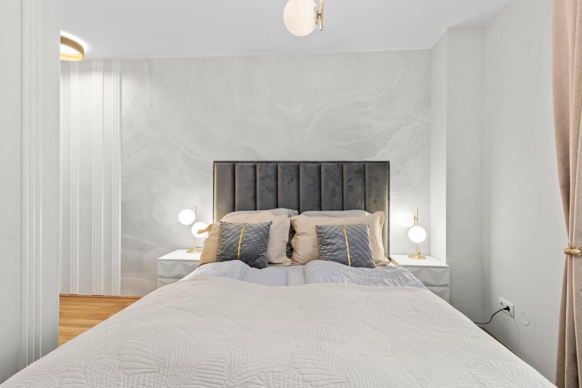 Modern Apartment I Parking I Відень Екстер'єр фото